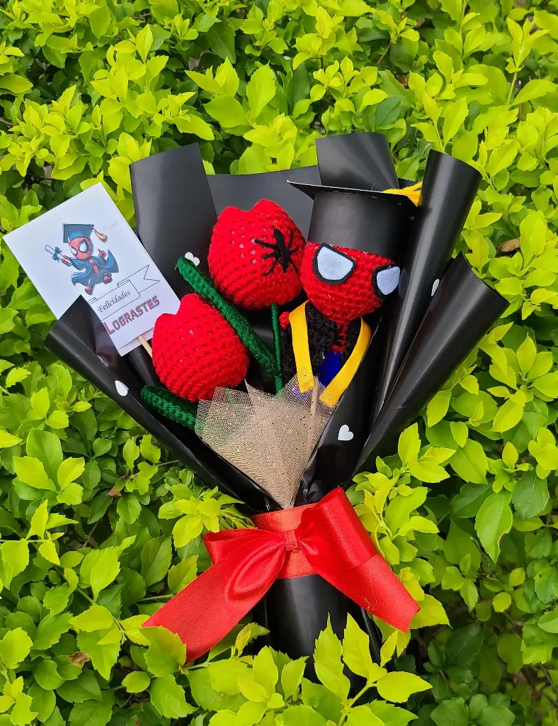 Tulipanes Spiderman🕷️