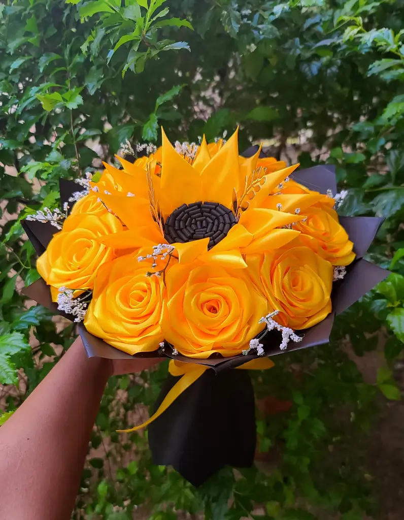 Flores Amarillas  🌻💛🌹