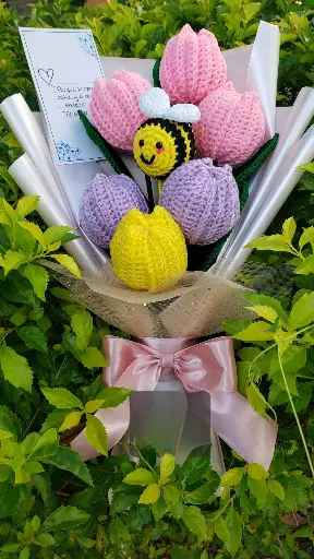 Tulipanes Abejita crochet🐝